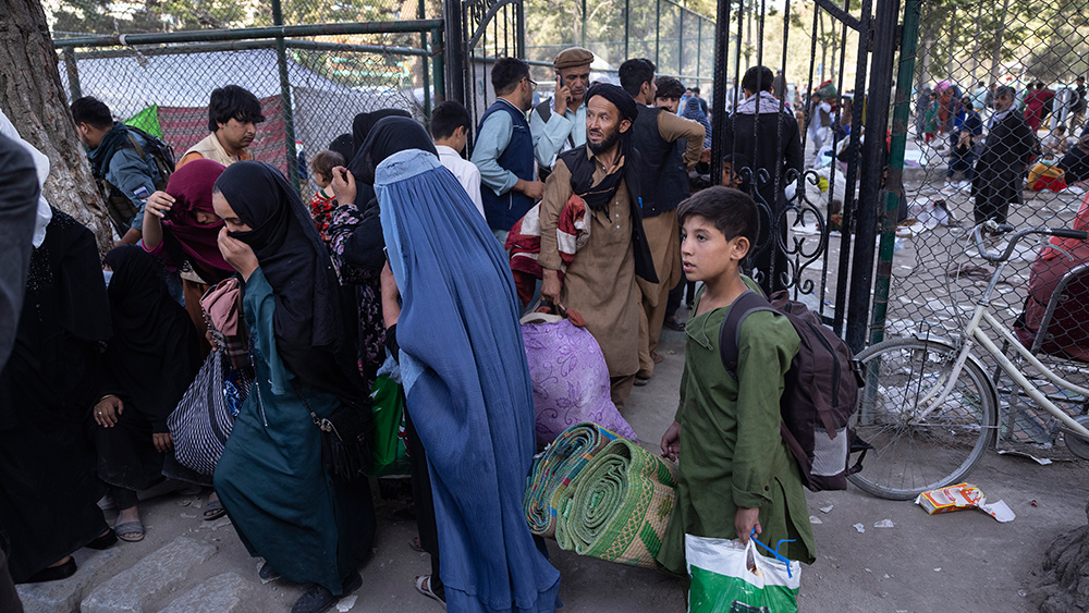 Pakistan deports half a million Afghans in 4 months; the U.S. should EJECT ILLEGALS too   – NaturalNews.com