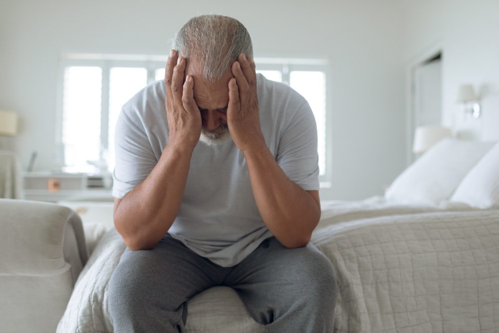 Top 6 Earliest Signs of Anxiety Disorder in Seniors - Psychology Diary