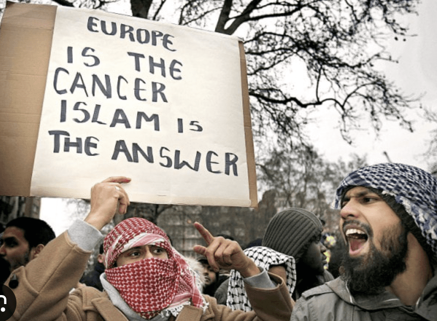 Former Intelligence Chief Predicts Europe's 'submission' and fall to Islam - Geller Report