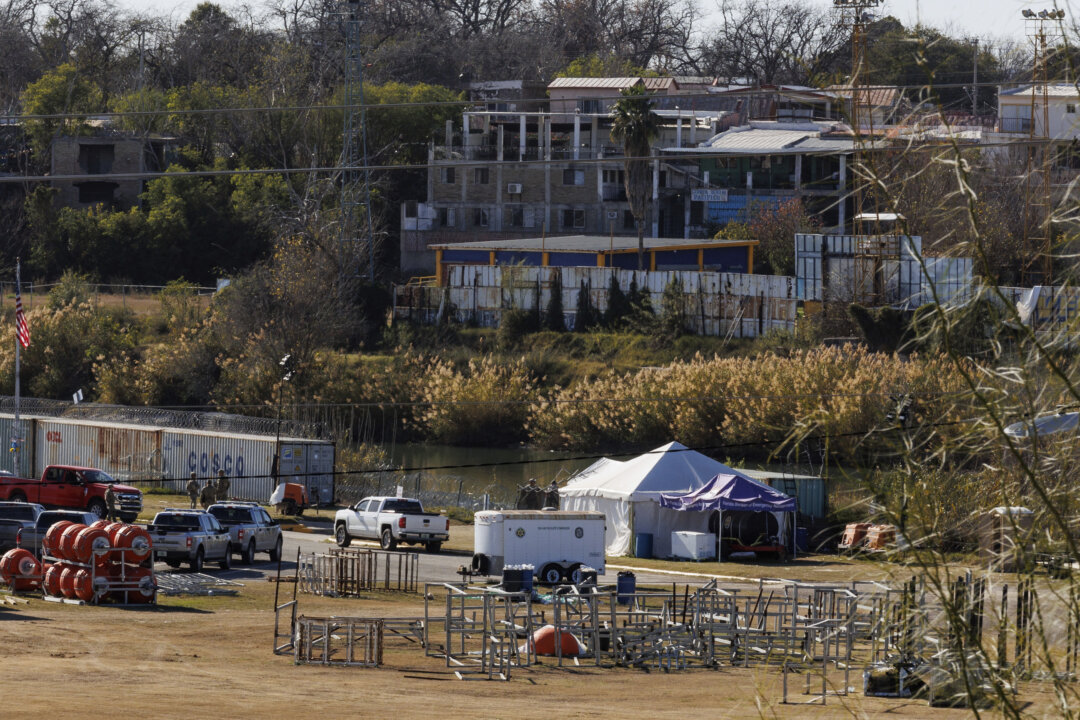 Border Patrol Union Posts Defiant Message, Says Agents Have No Issue With Texas’s Border Stance | The Epoch Times