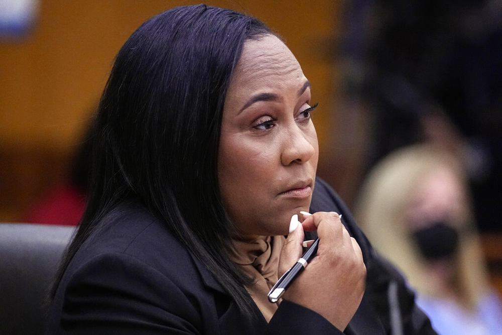 Fulton County DA Fani Willis Accused of Having ‘Improper’ Romantic Relationship – Daily Presser