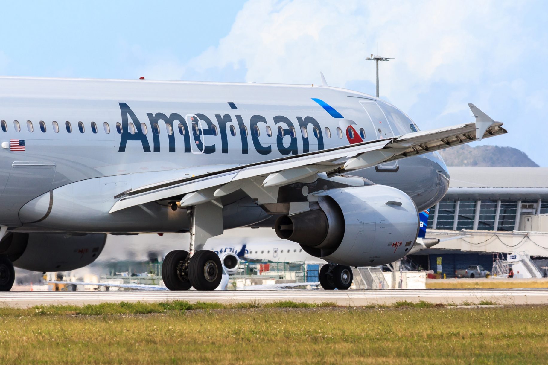 American Airlines raises baggage fees, changes frequent flyer points policy | American Military News