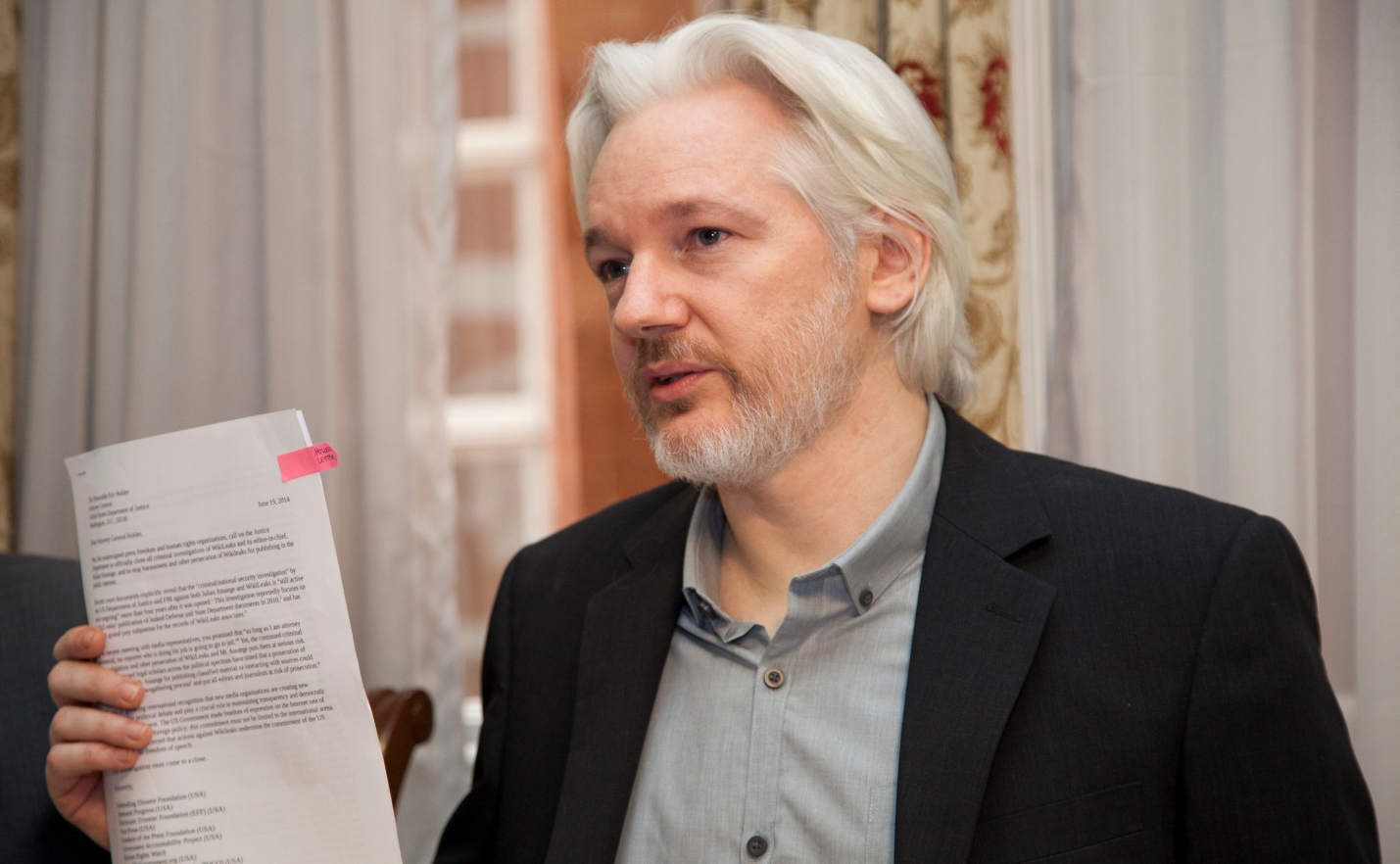 Julian Assange judge previously acted for MI6   – NaturalNews.com