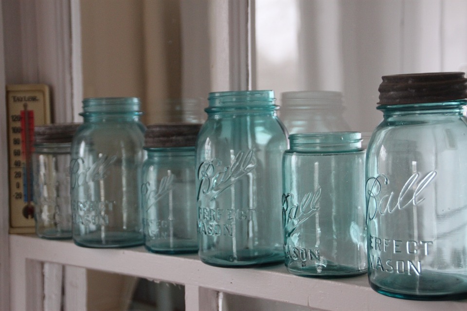 Why garage sales are the best place to look for good prepping items