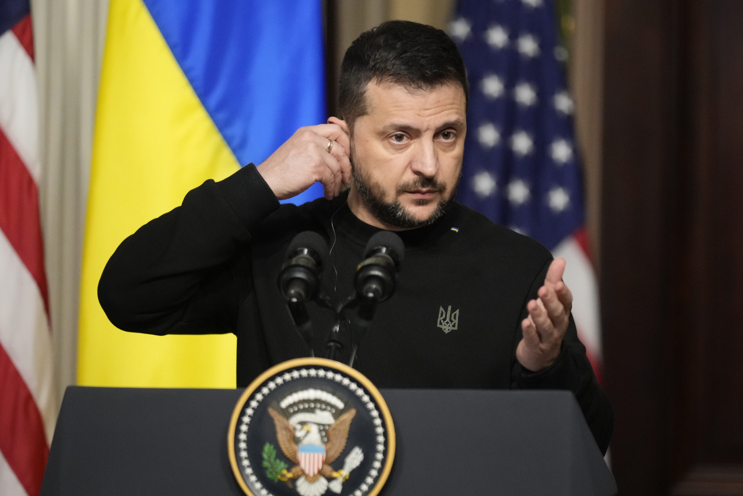 Key House Republicans targeted in six-figure ad buy to support aid for Ukraine - Washington Examiner