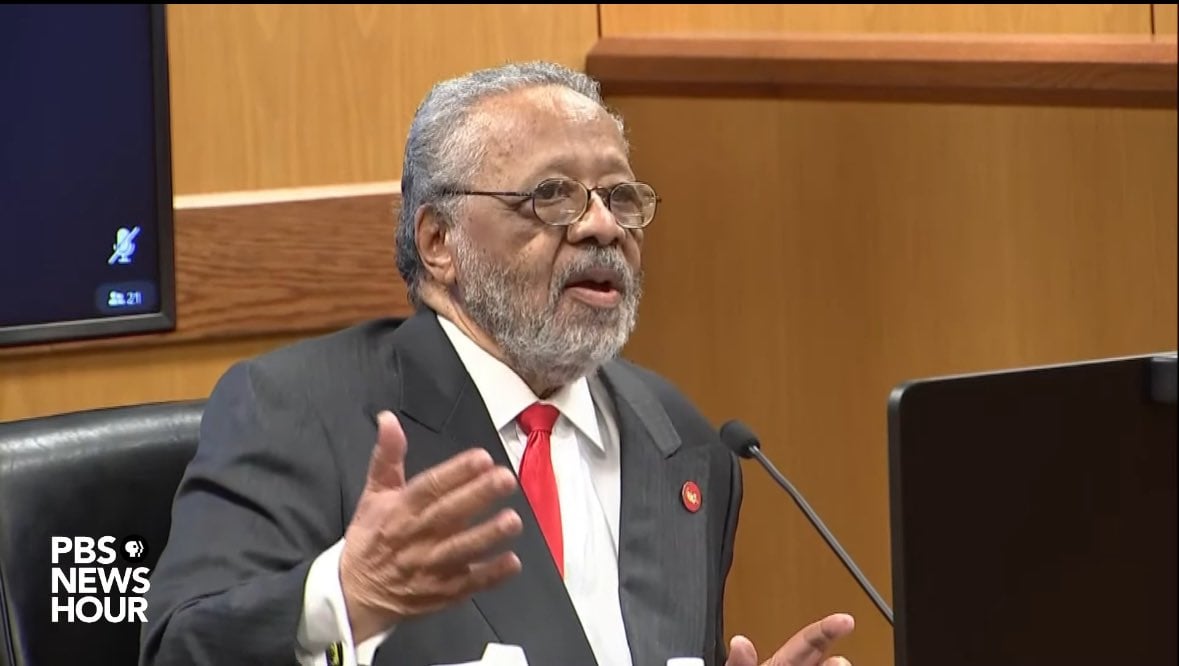 Judge McAfee Suggests John Floyd's Testimony May Be Discredited After Reportedly Prepping With His Daughter Fani Willis in the Same Room and Ignoring News Ban | The Gateway Pundit | by Jim Hᴏft