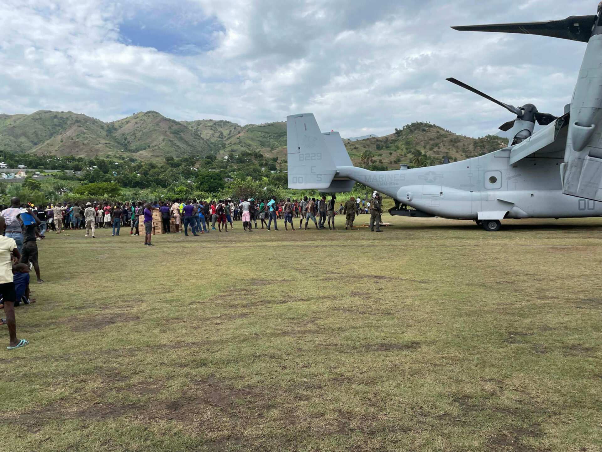 US military evacuates staff from US embassy in Haiti