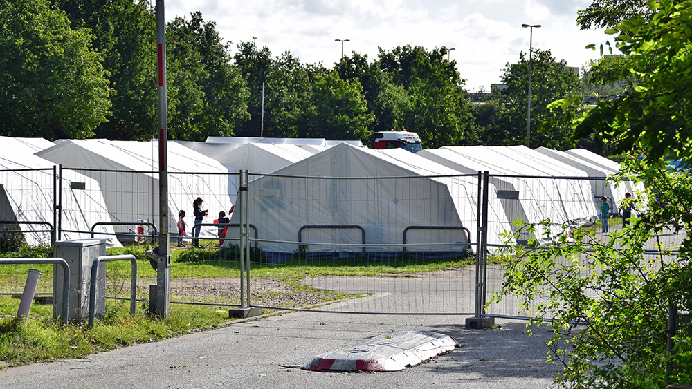 There’s a massive migrant tent city in NYC that’s hidden from the public   – NaturalNews.com