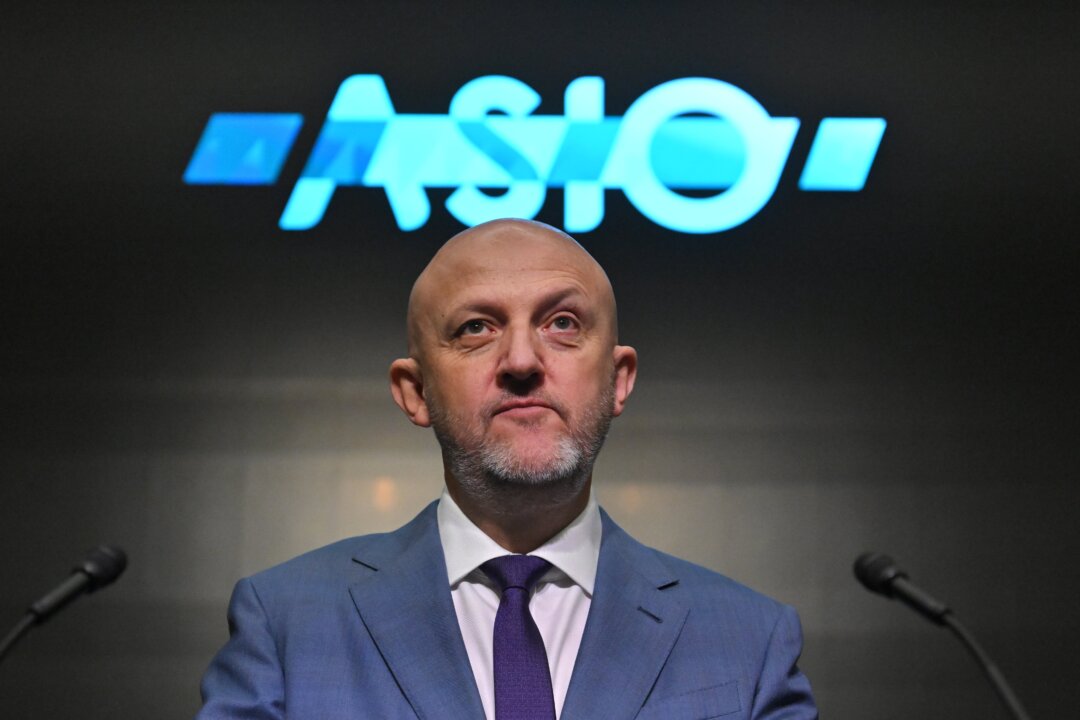 Spy Agency Boss Defends Decision Not to Name ‘Traitor’ MP | The Epoch Times