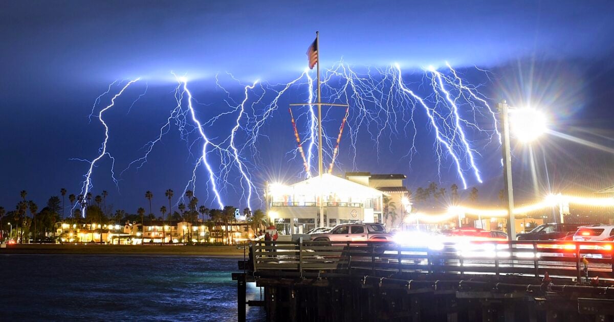 It's The Perfect Storm: Drivers Licenses for Illegals + Noncitizens Voting + Mail-in Ballots + Private Funding of Elections + Partisan Hack SOSs | The Gateway Pundit | by Patty McMurray