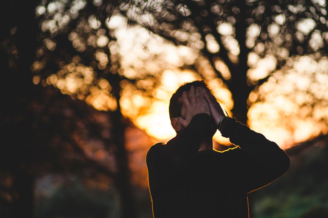 PTSD Rates Surge Among College Students: Report | The Epoch Times