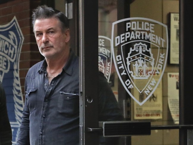 It’s Good That Noted Idiot Alec Baldwin Walked