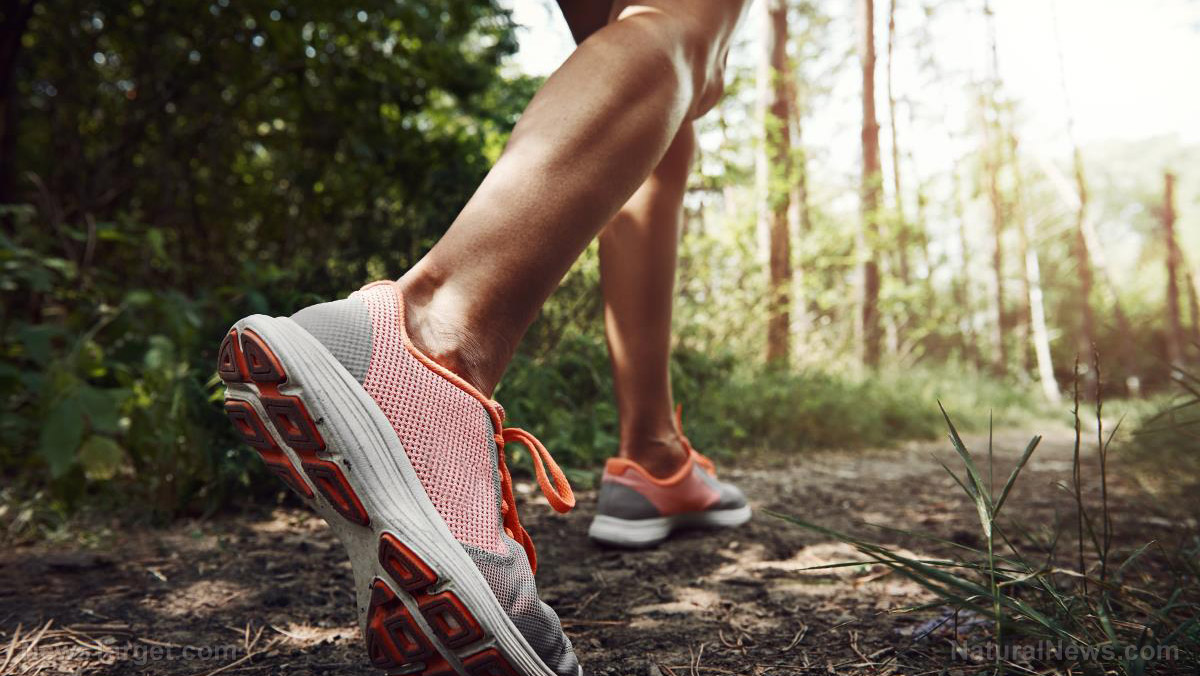 Rethinking the 10,000-step rule: How fewer steps done right can save your heart   – NaturalNews.com