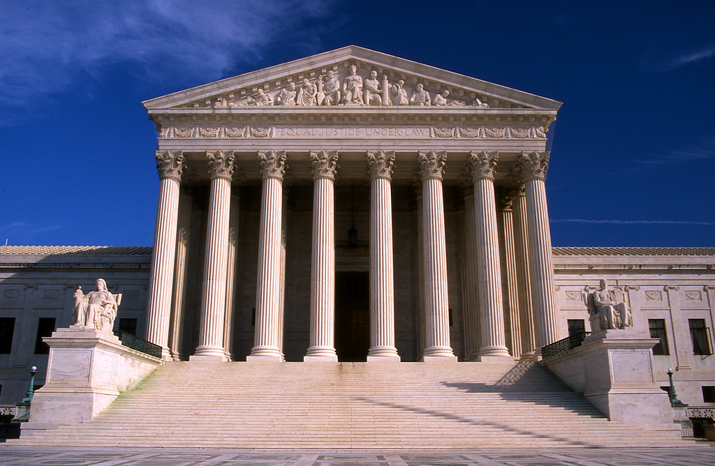 Supreme Court Set to Hear Landmark Case That Could End Birthright Citizenship Loophole and Cripple Anchor Baby Industry | The Gateway Pundit | by Cassandra MacDonald