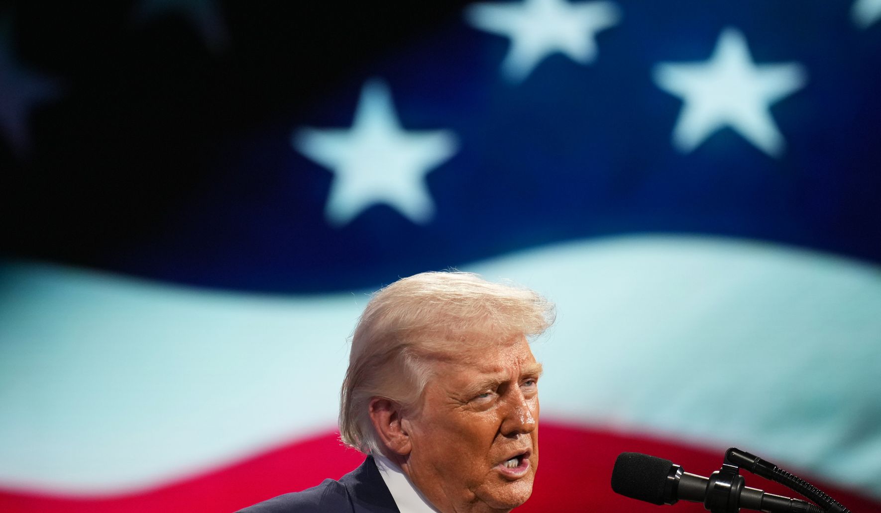 Trump Calls Middle East Allies “very helpful” in war against Iran