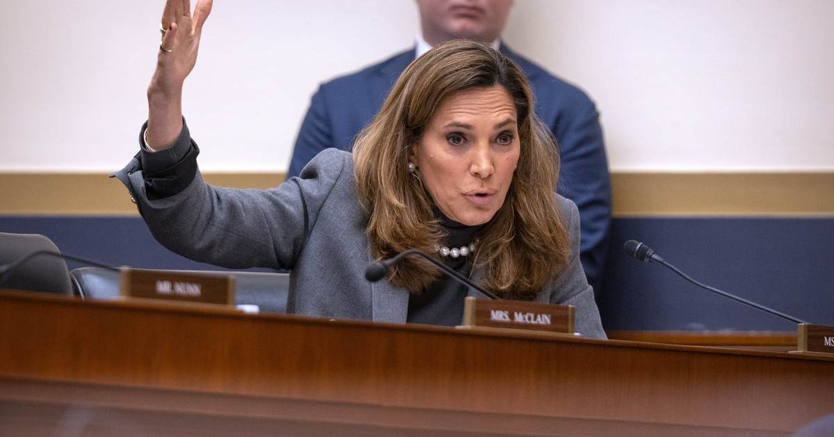 Ten House Republicans Vote With Democrats To Extend Haitian TPS - The Joe Messina Show