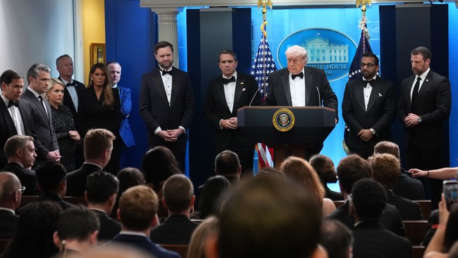 Democrats Wage Political War Against Donald Trump, GOP