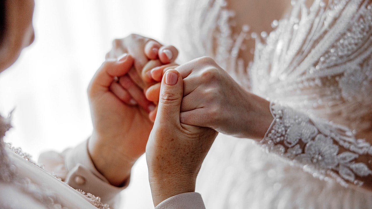 Bride Rushes To Hospitalized Mother In Wedding Gown Before Ceremony