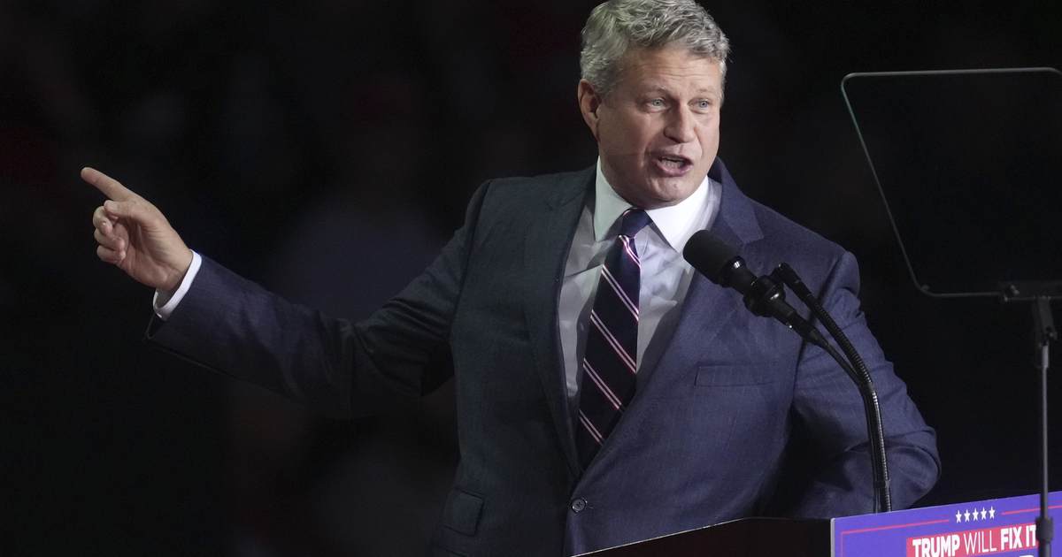 Huizenga Seeks To Strip Citizenship, Deport Naturalized Terrorists - The Joe Messina Show