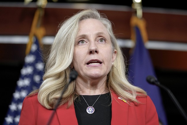 Virginia Officials Could Face Contempt Charges Over Resumed Universal Background Checks