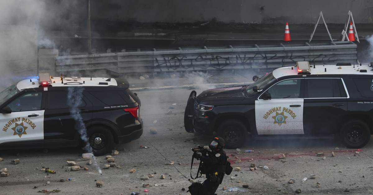 LA Man Sentenced 37 Months For Attacking Trapped CHP Officers - The Joe Messina Show