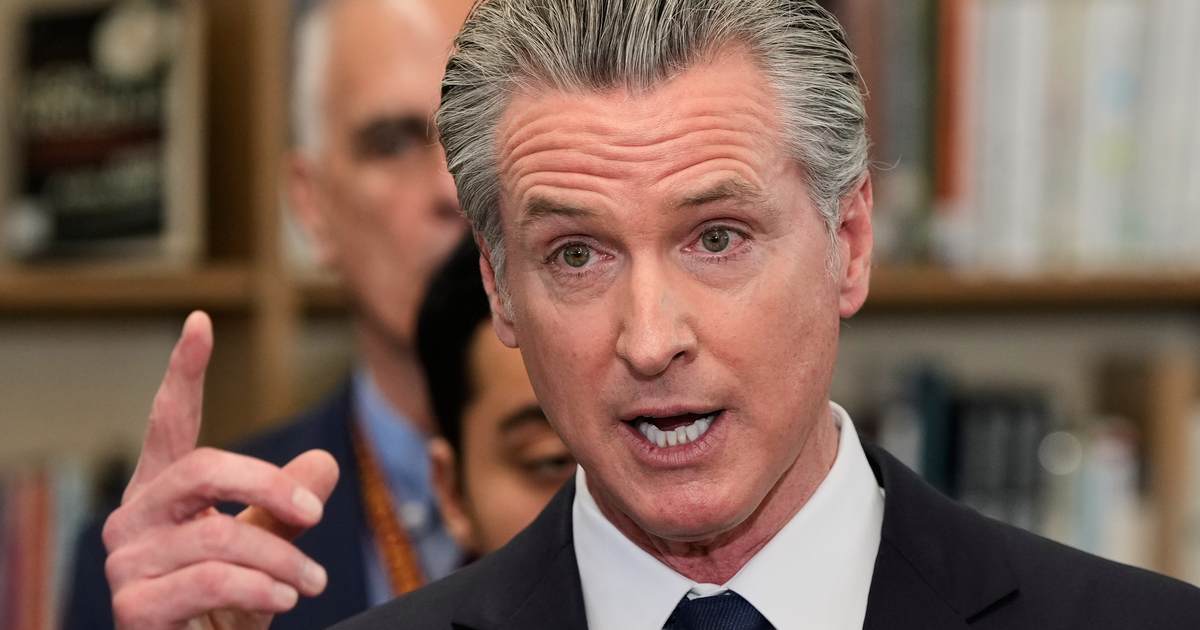 Gavin Newsom Exposed By Ex-Lover, Affair Undercuts Credibility - The Joe Messina Show