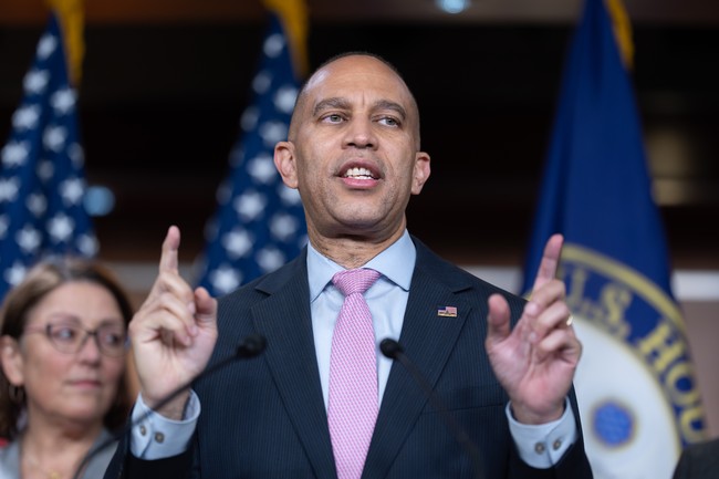 Trump Redistricting Shifts House Map Right, Costs Democrats 12 Seats