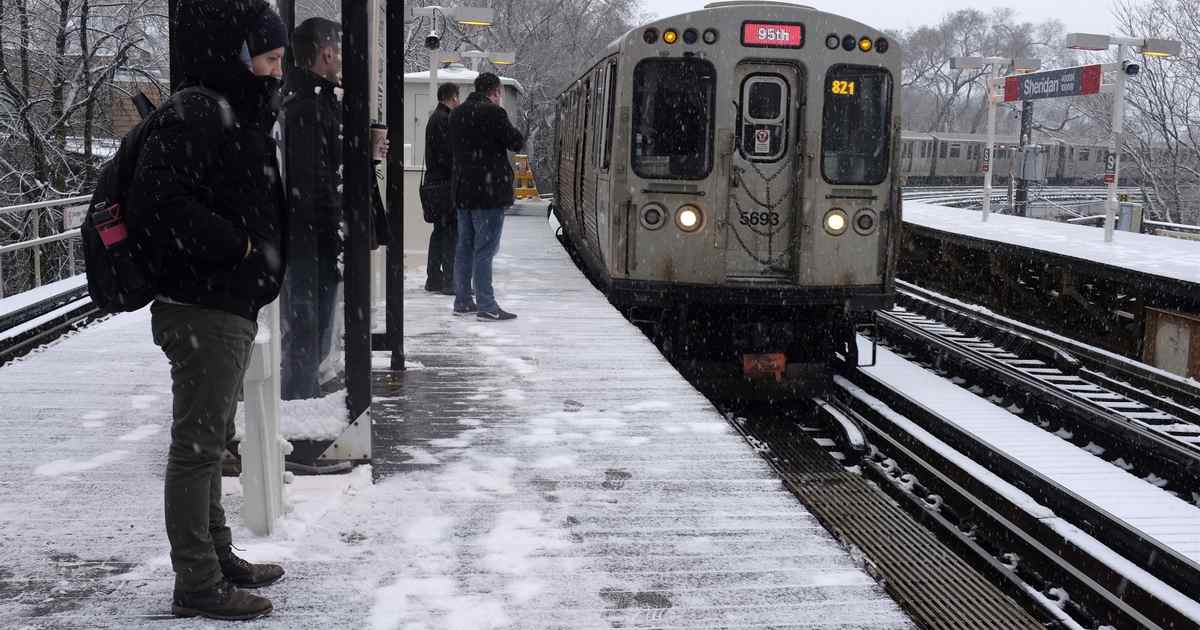 Chicago Targets Transit Crime, CTA Signs Threaten Prosecution - The Joe Messina Show