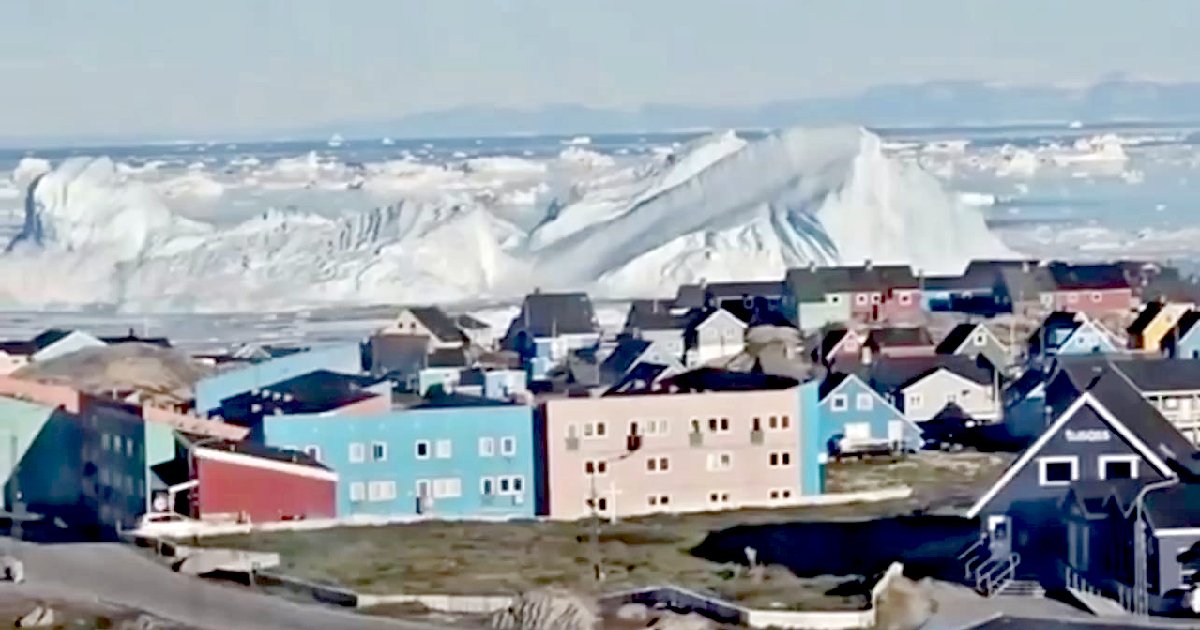 INSANE Footage Shows Giant Iceberg Collapsing in Front of Greenland Settlement, Sending Tsunami-Like Waves Towards the Shore * The Gateway Pundit * by Paul Serran