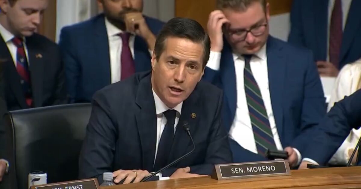 “Who the F*ck Do You Think You Are?!” – Senator Bernie Moreno Drops F-Bomb on Fauci During Senate Hearing (VIDEO) * The Gateway Pundit * by Cristina Laila