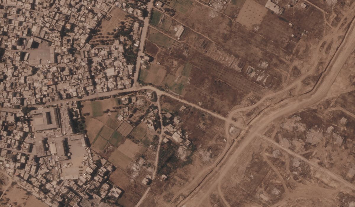 Satellite Images: Israel Building Earthen Barrier Around 50% of Gaza