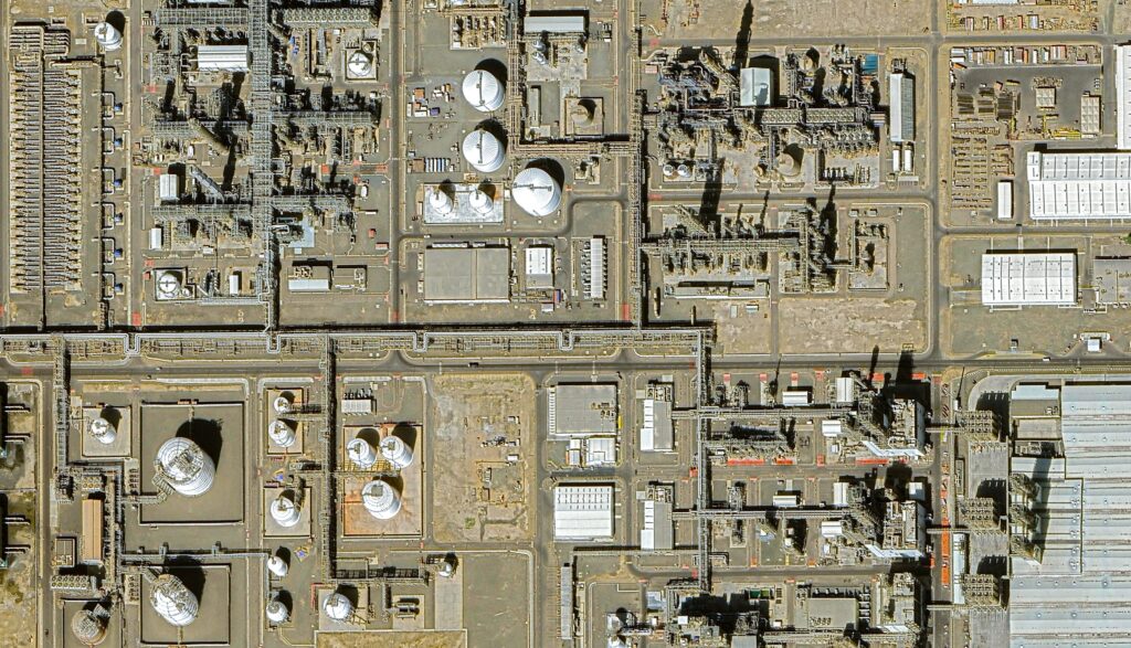Saudi Arabia Accuses Iran-Backed Militias of Drone Attack on Abqaiq Oil Refinery as Middle East Tensions Escalate - Gateway Hispanic