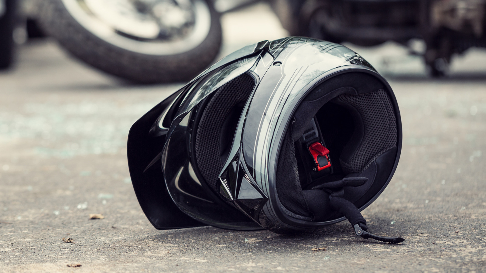 Dropped Motorcycle Helmet Safety, When To Replace It