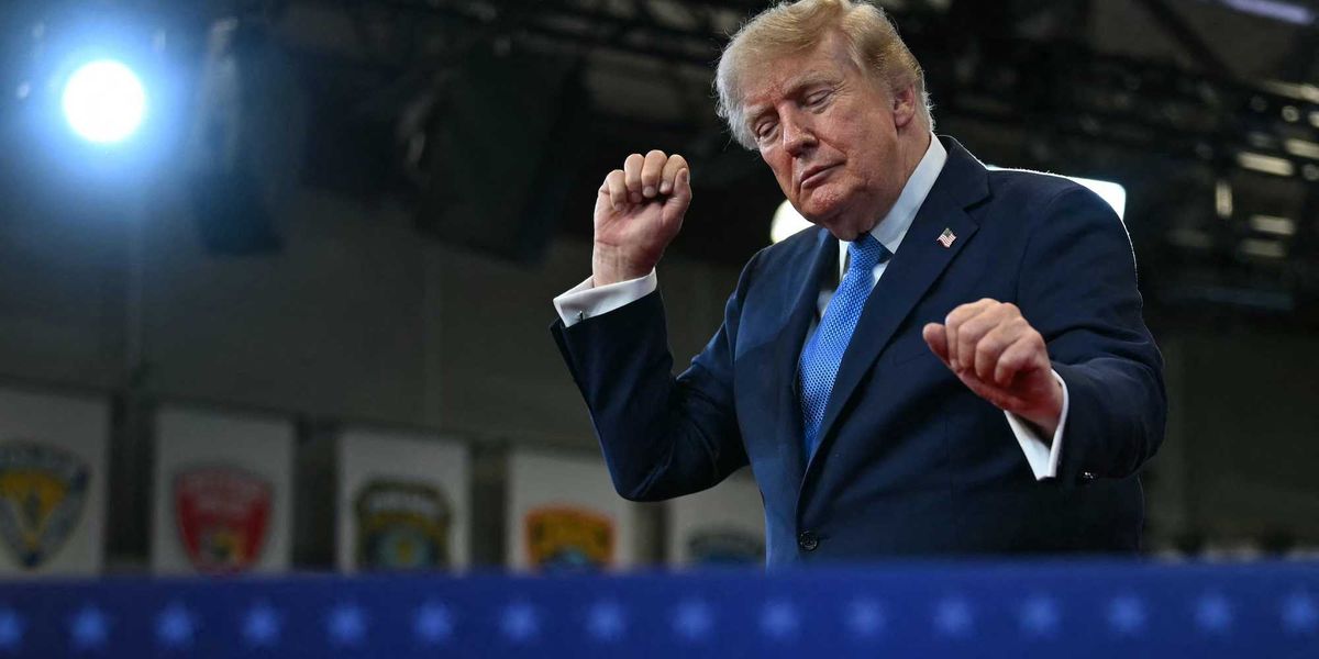 Trump Warns Iran Over Strait Of Hormuz Escalation