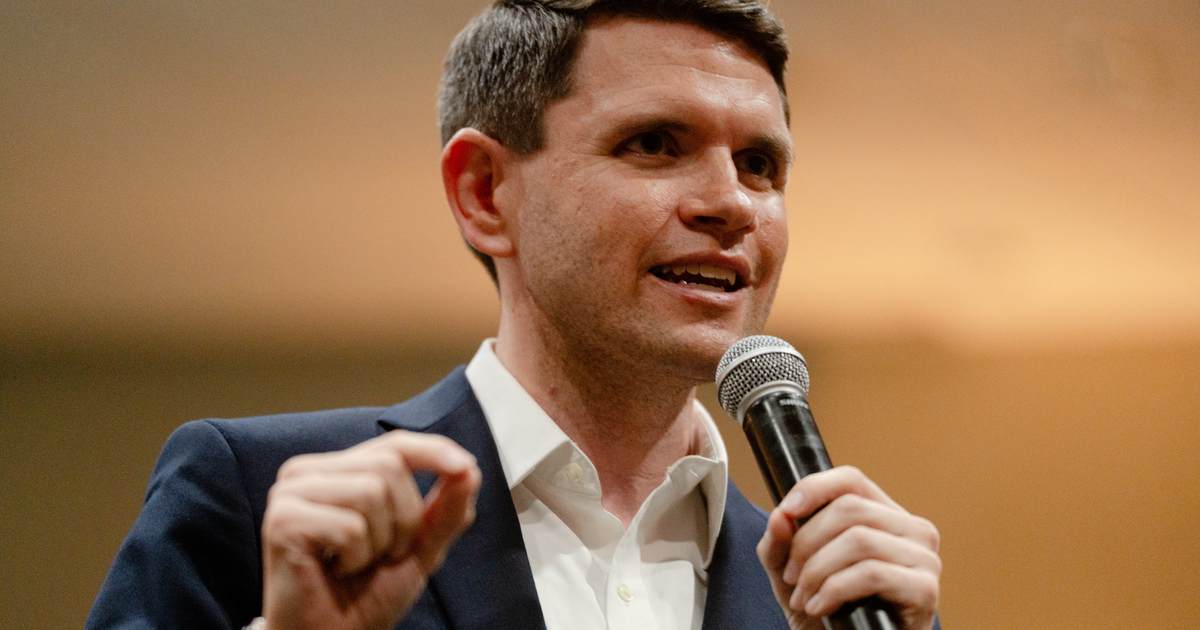 Talarico Campaign Confirms Dating Chief Of Staff During Tenure - The Joe Messina Show