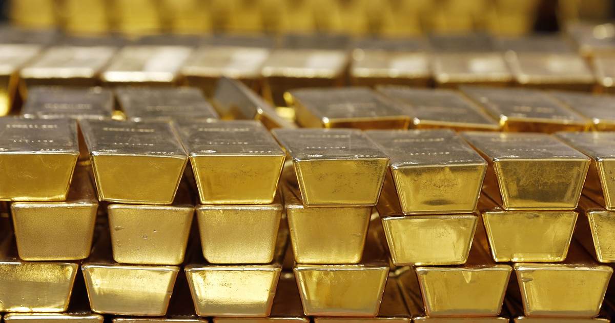 Feds Arrest Money Mule In Alleged $7.5M Fraud Targeting Nine Elderly - The Joe Messina Show