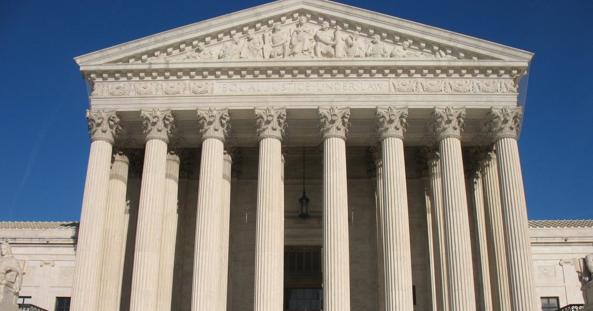 America First Legal Takes Fight to Fix Botched 2020 Census to Supreme Court – Statistical Tricks Favored Blue States and Robbed GOP States of Electoral Votes * The Gateway Pundit * by Jim Hᴏft