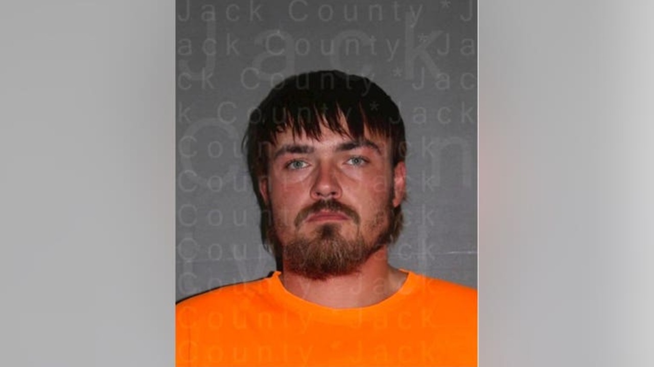 Texas Man Busted In Alleged Deer Feeder Heist As 85,000-Acre Wildfire Rages