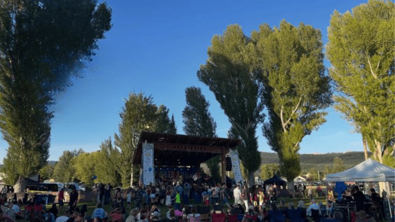 Music on Main: DUG, Madeline Hawthorne Perform