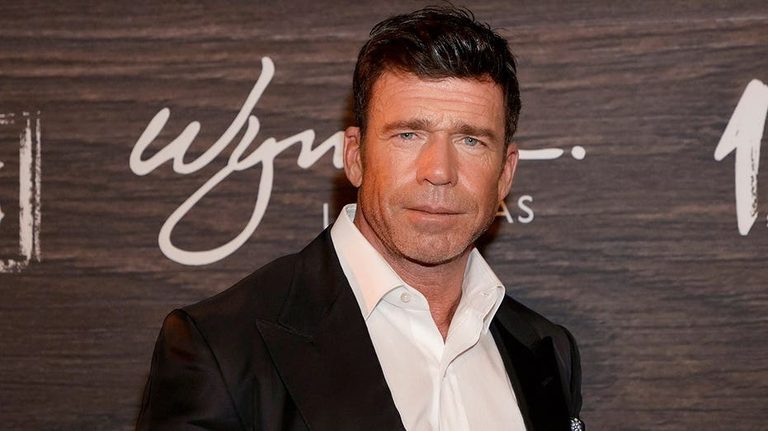Taylor Sheridan Praised by Lioness Star