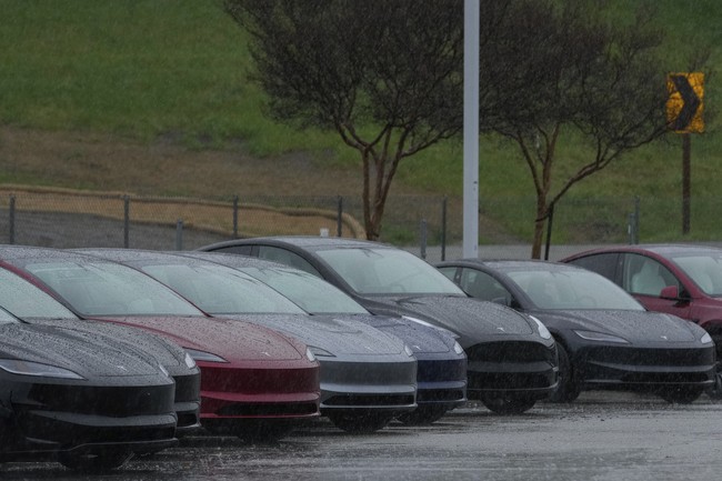 Survey Highlights Millions of Americans Leaving Guns in Cars, but Also Tells Why