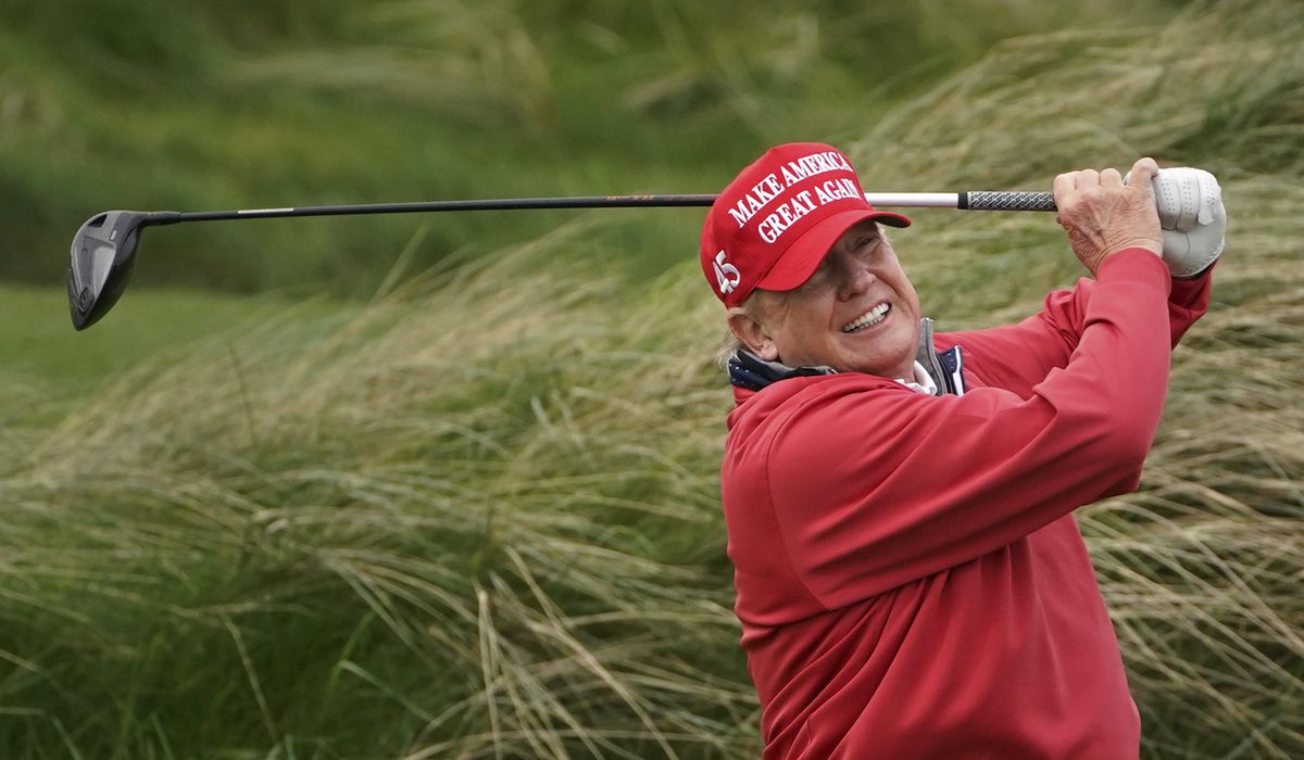 Trump to Visit Ireland Next Month for Golf at His Property