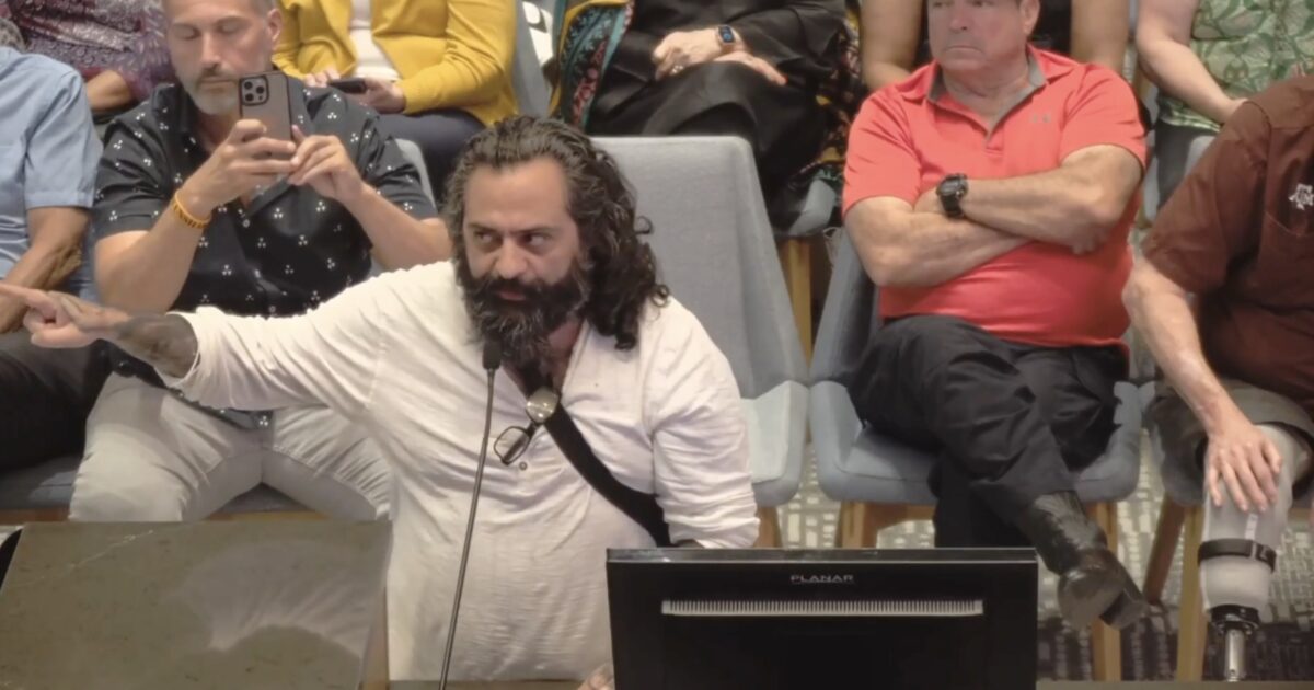 Brave Iranian Christian Sharia Survivor GOES BERSERK on McKinney City Council Over Proposed Islamic Center: “You’re Going to REGRET Not Listening to People Like Us Who Lived Under Sharia Law” * The Gateway Pundit * by Jim Hᴏft