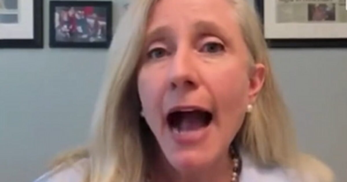 VA Gov Abigail Spanberger Suffers Embarrassment at Weekend Event as Crowd Boos Her Off Stage * The Gateway Pundit * by Margaret Flavin
