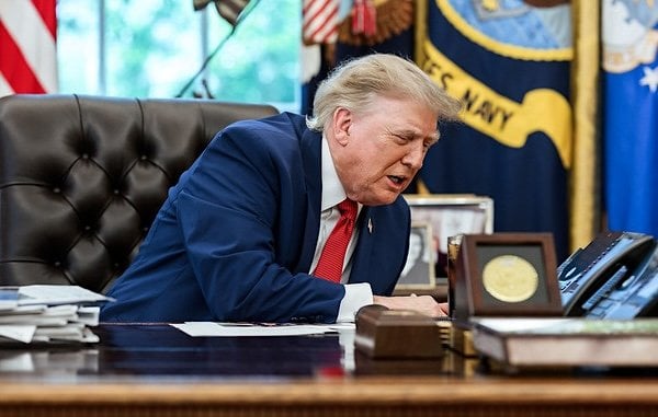 ‘Insane rate of migrant households on welfare’: Trump hits pause button for U.S. visa interviews worldwide * WND News Center