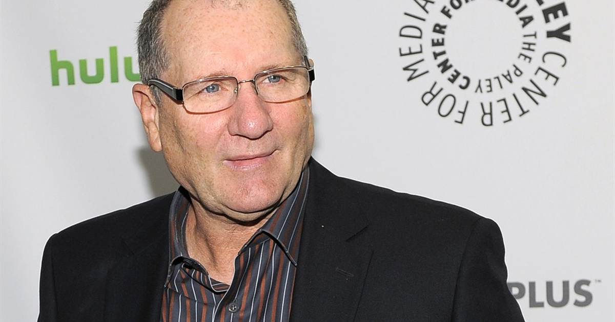 Ed O'Neill Recalls Pittsburgh's Unwavering, Blue-Collar Steelers Loyalty - The Joe Messina Show
