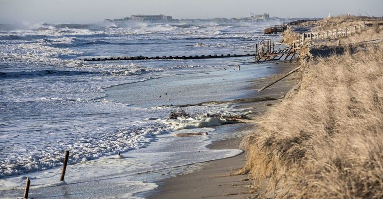LA County Beaches Under Water Warnings