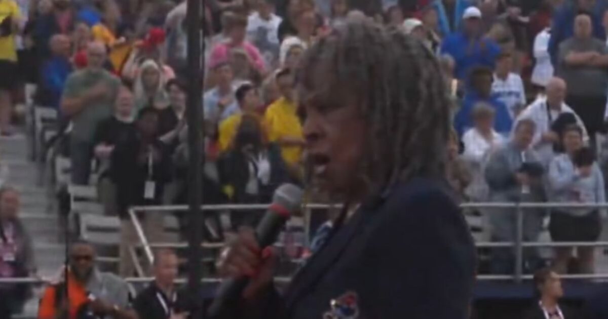 MUST SEE: Nothing Can Prepare You for the Women’s Pro Baseball League Opener’s Shockingly Strange Rendition of National Anthem * The Gateway Pundit * by Cassandra MacDonald