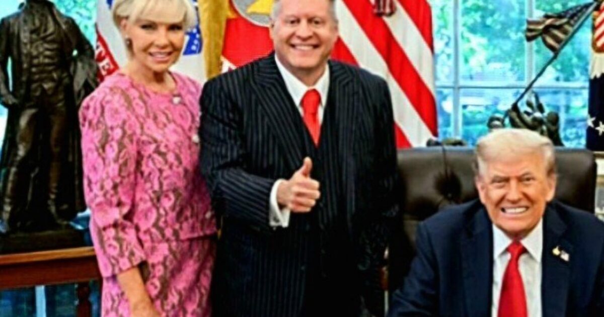 WAYNE ROOT: The Biggest Development of My 17th Interview with President Donald J. Trump is Obvious- Liberal Heads are Exploding and the Liberal Media is Freaking Out. * The Gateway Pundit * by Wayne Allyn Root