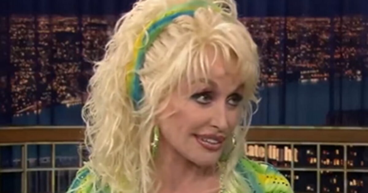 Watch Dolly Parton Tell the Story of How She Once Pulled a Gun on a Man in New York City for Harassing Her (VIDEO) * The Gateway Pundit * by Mike LaChance